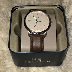 Unisex oversized Fossil watch with brown band